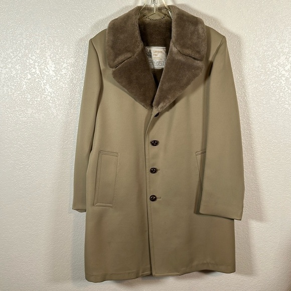 London Fog Vintage 70s-80s Faux Fur Lined Leather Buttons Dress Coat Size 38 Reg